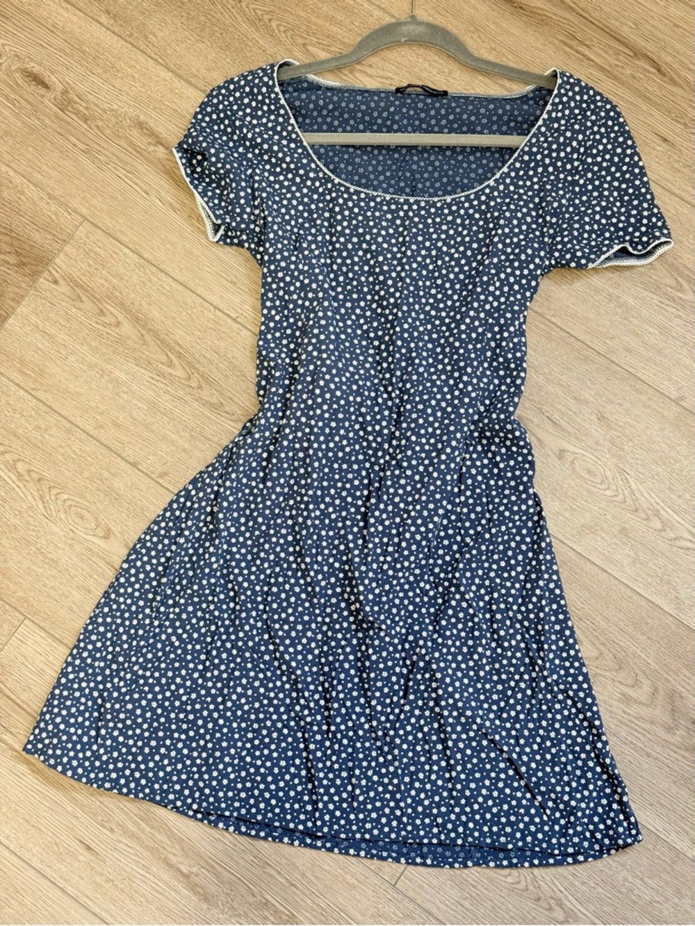 Brandy Melville Women's Cassandra Navy Blue Floral Scoop Neck Dress